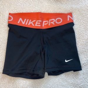 black nike pros